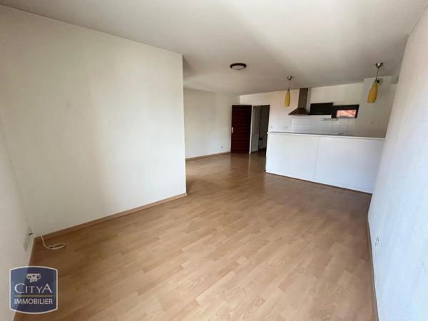 Appartement à louer 3 pièces 60.03m² Tarbes (65000)