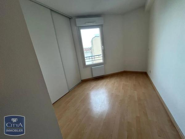Appartement à louer 3 pièces 60.03m² Tarbes (65000)