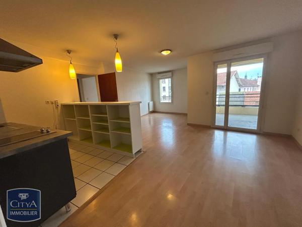 Appartement à louer 3 pièces 60.03m² Tarbes (65000)