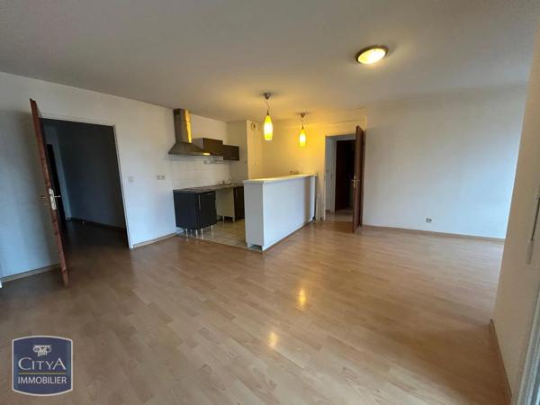 Appartement à louer 3 pièces 60.03m² Tarbes (65000)