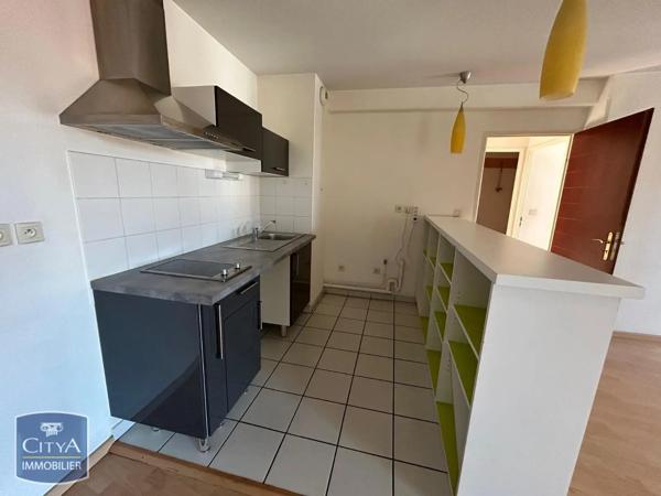 Appartement à louer 3 pièces 60.03m² Tarbes (65000)