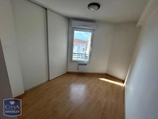 Appartement à louer 3 pièces 60.03m² Tarbes (65000)