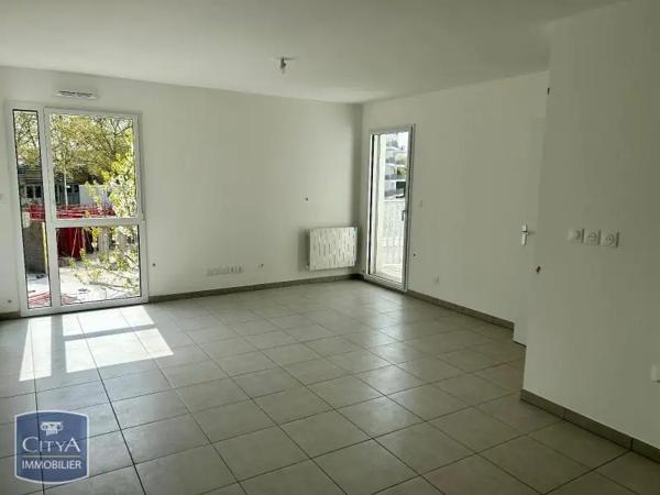 Appartement à louer 2 pièces 53.8m² Lyon 8e Arrondissement (69008)