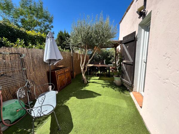 Maison, 52 m² + mezzanine, jardin clos, résidence avec Piscine et Tennis.