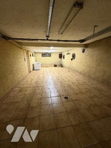 A 10 min de RIOZ
MAISON 164 m² avec 300 m² de surfaces annexes sur 5280 m² de terrain constructible
