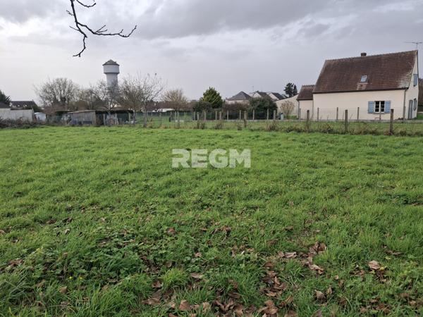 Lorris (45260) Terrain constructible, Lorris