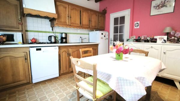 Charmante Maison ancienne -6 pièces 115 m² Longue Jumelles