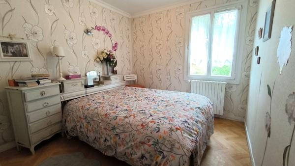 Charmante Maison ancienne -6 pièces 115 m² Longue Jumelles