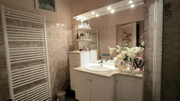 Charmante Maison ancienne -6 pièces 115 m² Longue Jumelles