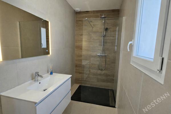 Maison contemporaine à Saint Remy de 105 m2 avec quatre chambres