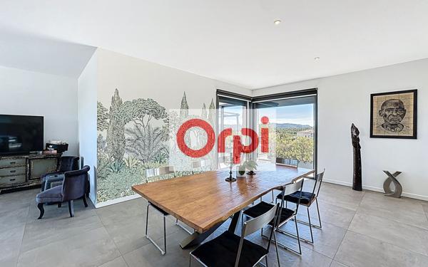 Appartement à vendre    4 pièces •  Porto-Vecchio