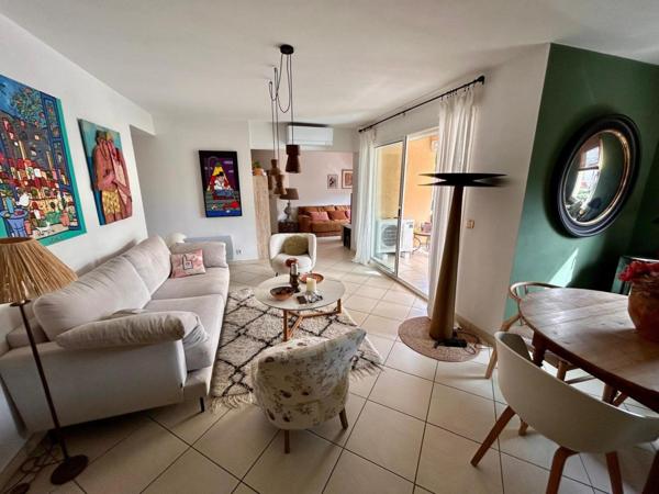 Appartement à Sainte-Maxime, 83120 - 3 pièces 90m²