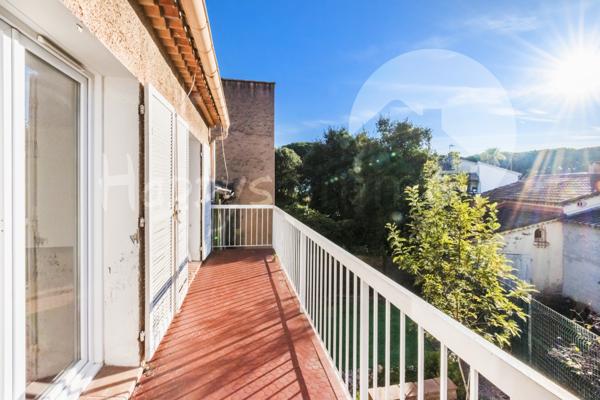 Appartement
                                                                                                                                                                                                                                                                                                                        4 pièce(s)                                                                                                                                                                                                          3 chambre(s)                                                                                                                                                                                                          83  m²