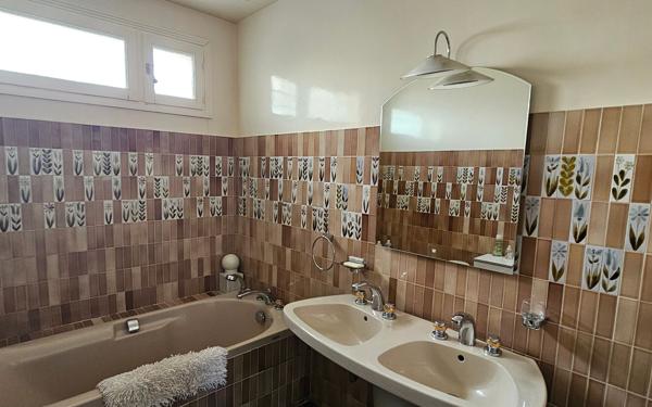 Maison à vendre    6 pièces •  Loudun