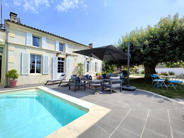 A vendre maison Migron 7 pièce(s) 226 m2