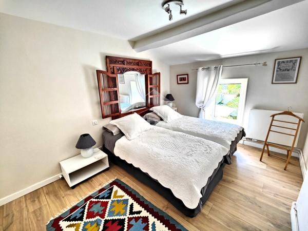 A vendre maison Migron 7 pièce(s) 226 m2