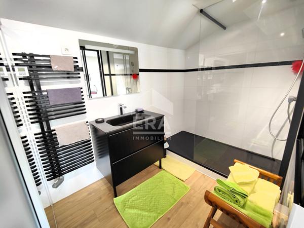 A vendre maison Migron 7 pièce(s) 226 m2