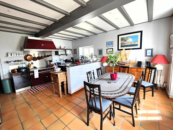 A vendre maison Migron 7 pièce(s) 226 m2