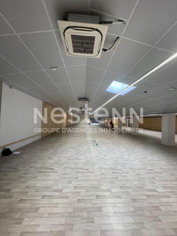 Local commercial Séné 1100 m2