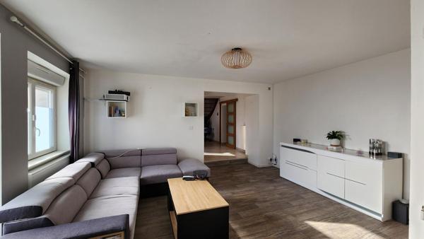 Maison T4+1, DPE A, terrain sans entretien et deux chambres de plain-pied : tous les atouts pour simplifier votre quotidien proche des commodités