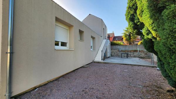 Maison T4+1, DPE A, terrain sans entretien et deux chambres de plain-pied : tous les atouts pour simplifier votre quotidien proche des commodités