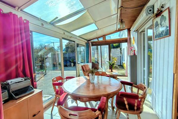 Maison familiale de caractère avec annexe constructible et jardin