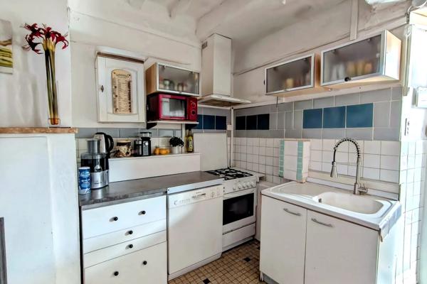 Maison familiale de caractère avec annexe constructible et jardin