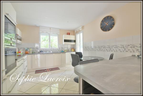 Maison 6 pièces - 148 m² Exclusivité efficity