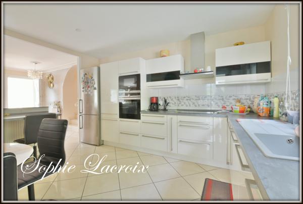 Maison 6 pièces - 148 m² Exclusivité efficity