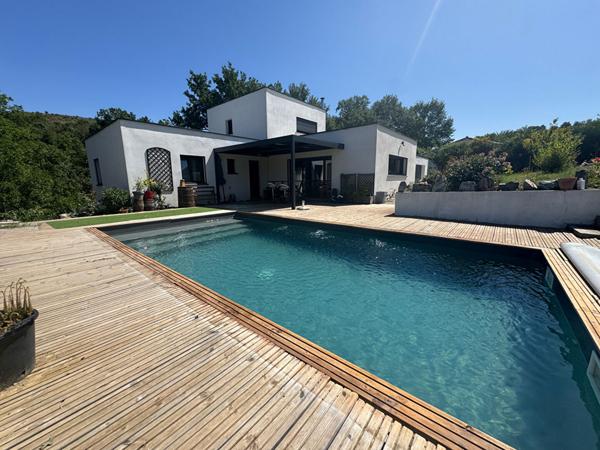 Villa contemporaine avec piscine & vue dégagée - Limoux secteur résidentiel très prisé