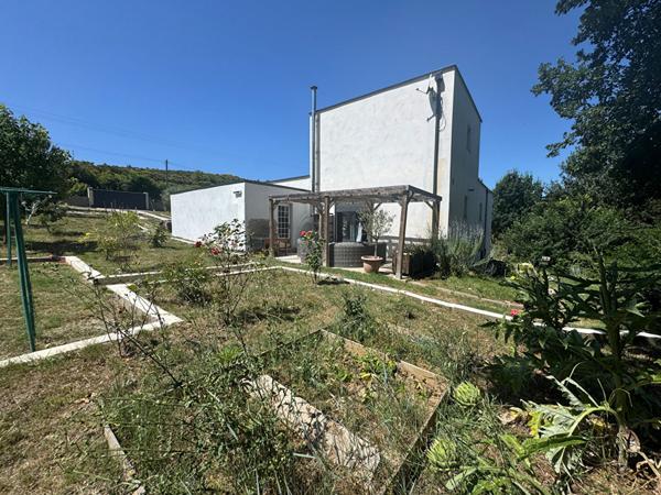 Villa contemporaine avec piscine & vue dégagée - Limoux secteur résidentiel très prisé