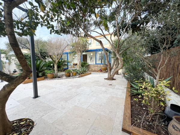 Dpt Var (83), à vendre HYERES maison P5 - Terrain de 320m² - 3 chambres - Magnifique Véranda.