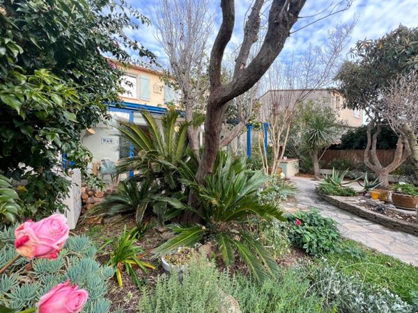 Dpt Var (83), à vendre HYERES maison P5 - Terrain de 320m² - 3 chambres - Magnifique Véranda.