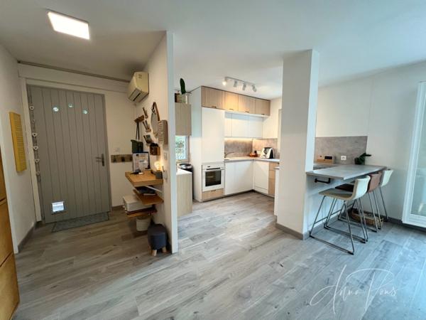 Dpt Var (83), à vendre HYERES maison P5 - Terrain de 320m² - 3 chambres - Magnifique Véranda.