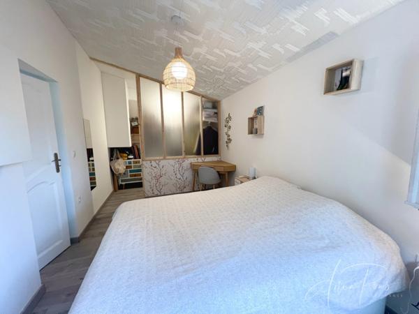 Dpt Var (83), à vendre HYERES maison P5 - Terrain de 320m² - 3 chambres - Magnifique Véranda.