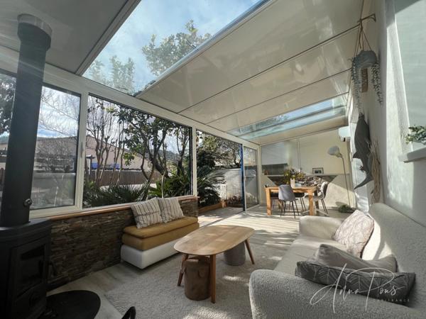 Dpt Var (83), à vendre HYERES maison P5 - Terrain de 320m² - 3 chambres - Magnifique Véranda.