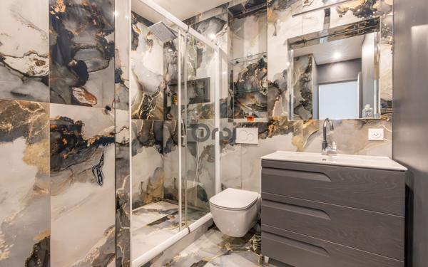 Maison à vendre    6 pièces • 161,62 m2 Joinville-le-Pont