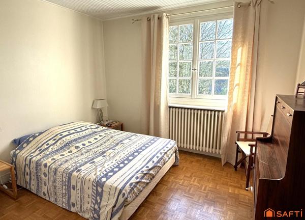 Maison familiale lumineuse et chaleureuse avec jardin plein sud