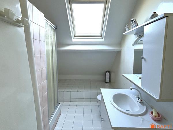 Maison familiale lumineuse et chaleureuse avec jardin plein sud