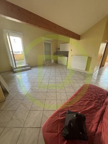 Local commercial à CHENERAILLES (23130)