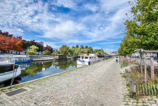 Nantes centre, T1 meublé avec vue sur Erdre, balcon, ascenseur et possibilité garage