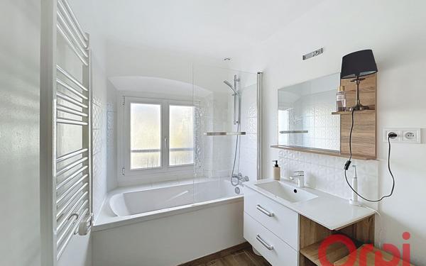 Appartement à vendre    2 pièces • 51,69 m2 Toulon