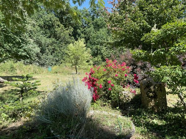 Maison Angicourt 7 pièce(s) 180 m2 15 000M2 + 1 terrain  à bâtir