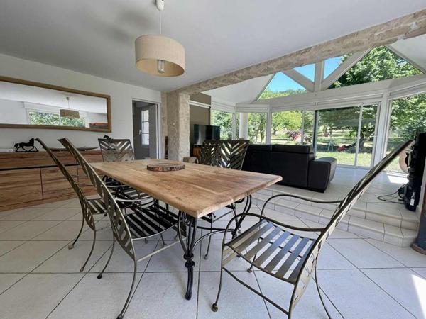 Maison Angicourt 7 pièce(s) 180 m2 15 000M2 + 1 terrain  à bâtir