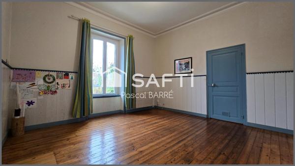 Ensemble Immobilier à Vairé 150 m² habitables