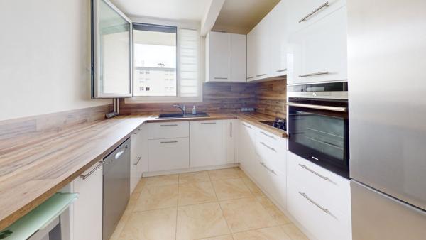 Appartement CHILLY-MAZARIN 5 pièces 94 m²