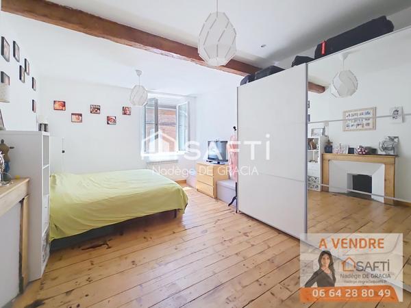 Du cachet pour cette maison de ville T6/7 de 180m2