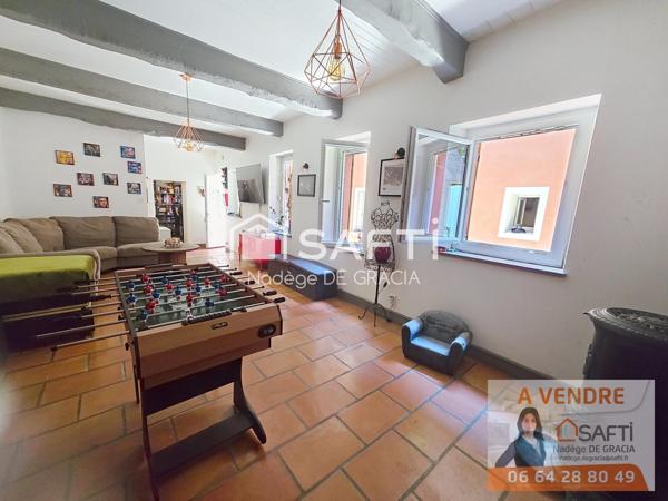 Du cachet pour cette maison de ville T6/7 de 180m2