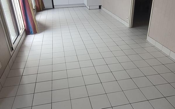 Appartement à louer    1 pièce • 37,93 m2 Tours