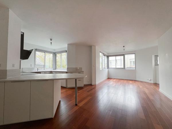 A vendre - Appartement Type 3 de 82 m² avec garage boxé et ascenseur "Angers Centre-Ville"